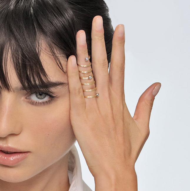 MUSA Spirale Ring – Square Pavé
